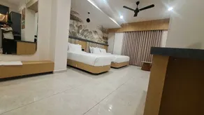 White Panda hotels Shree Radhe - Rom
