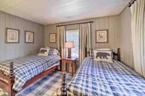 Mirror Lake Cabin ~ 1 Mi to Dtwn Highlands! - Interiør