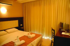 Erkal Resort Hotel - Zimmer