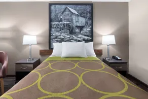 Super 8 by Wyndham Bridgeport/Clarksburg Area - Chambre