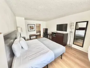 Airport Inn - Room