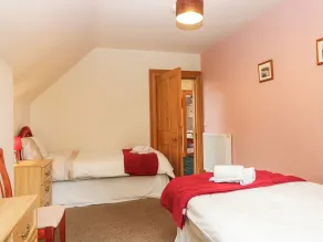 Newseat - Room