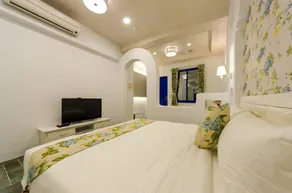 Cest La Vie Villa - Room