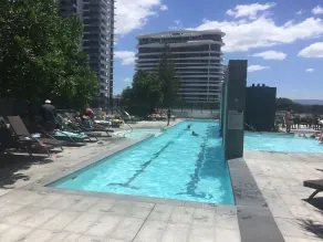 Large Apartment at Oracle Resort - Piscina