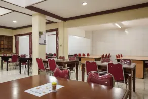RedDoorz @ Jalan Jaksa - Restaurant