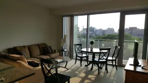 Modern Corporate Apartments by Charles River Park - Room