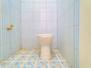 OYO Life 92546 Kost Merah Bojongsoang Syariah - Bathroom
