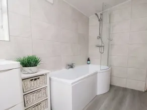 50 Gladstone Avenue - Salle de bain
