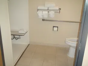 Days Inn & Suites by Wyndham Airport Albuquerque - Chambre