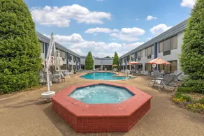 Best Western Plus Madison-Huntsville Hotel - Pool