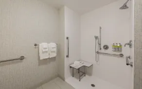 Holiday Inn Express & Suites - Phoenix North - Happy Valley by IHG - Bathroom