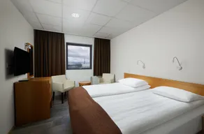 Hotel Cabin - Room