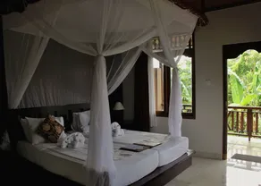 Saren Indah Hotel - Zimmer