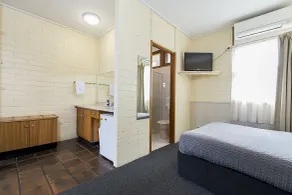 Citrus Valley Motel - Room
