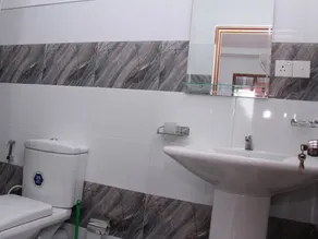 Orchid Rest - Bathroom