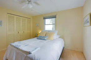'Summer Place' A Vibrant Rental on Lake Huron - Interior