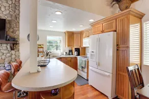 Lake & Mountain-View Home: Walk to Downtown! - Innenbereich