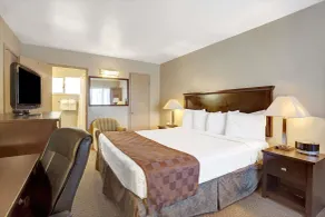 Travelodge by Wyndham Everett City Center - Chambre
