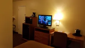 Americas Best Value Inn - Lincoln Airport - Chambre