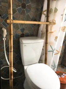 Halo Bay Homestay - Bathroom