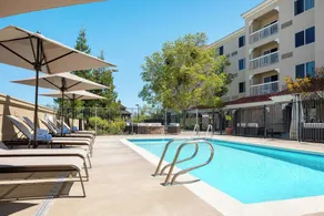 Courtyard Novato Marin/Sonoma - Piscine