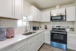 4 Mi to Dtwn: Charming Retreat in Wichita! - Interiør