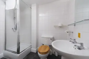 Cromwell Arms - Bathroom