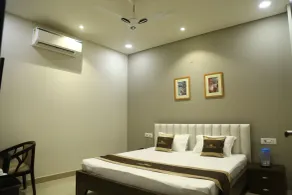 Hotel Bhumi Residency - Room