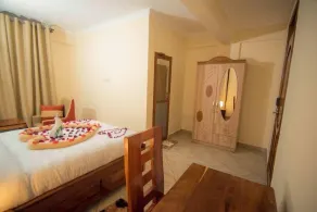 Kasi Tembo Rest House - Room