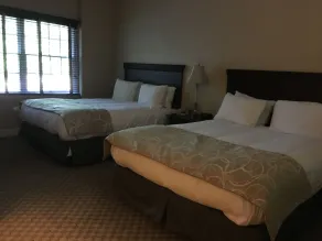 Colts Neck Inn Hotel - Chambre