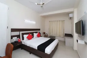 The Kanchan Plaza - Room