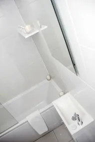 Base Serviced Apartments - City Road - Bathroom