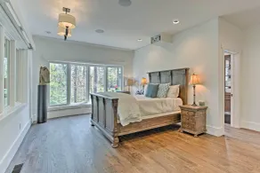 Enchanting Tryon Home w/ Hot Tub ~ 14 Mi to Tiec! - Zimmer