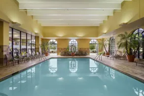 Embassy Suites Greenville Golf Resort & Conference Center - Piscine
