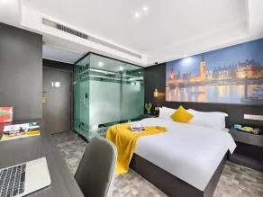 Panda Holiday Inn 2 - Room
