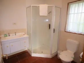 The Esplanade Motel & Conference Centre - Bathroom