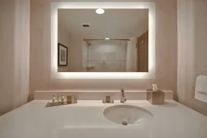 DoubleTree by Hilton St. Louis Airport - Salle de bain