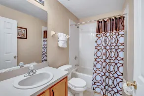 Charming Home With Private Balcony, 4 Miles From Disney! CDC Standards #4ro785 - Bad