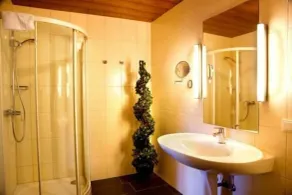 Hotel Haus Krone - Badezimmer