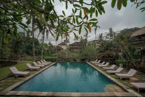 Pertiwi Resort & Spa - Piscina