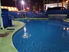 Texas Inn Downtown McAllen - Pool