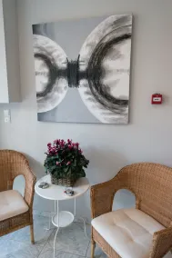 Regalo Apartments - Sitteområde i lobbyen