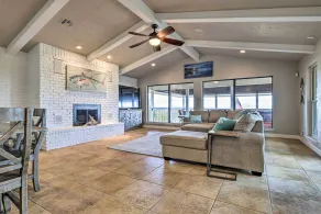 Canyon Lake Home: Hill Country & Water Views! - Interiør