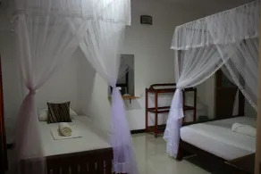 Sigiriya Lahiru Homestay - Quarto