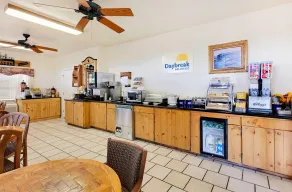 Days Inn by Wyndham San Angelo - Hall