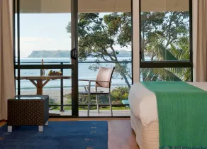 Beachfront Resort - Habitación