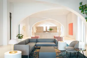 The Doyle Hotel - Lobby