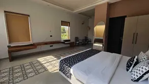 Srina Vilas, Corbett - Room