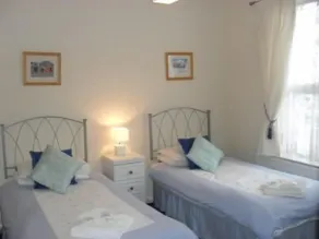 Fourways Guest House - Room