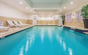 La Quinta by Wyndham Columbus TX - Piscine
